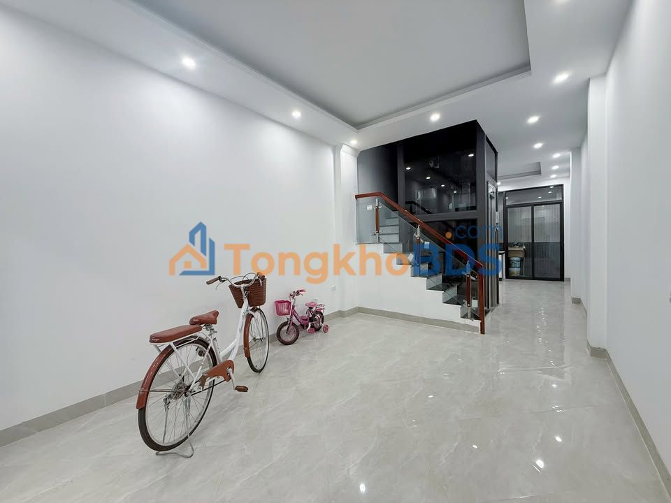 Nhà Trần Khát Chân 43m² giá thỏa thuận - Chính chủ bán gấp, ở ngay