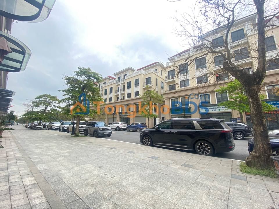 Kho xưởng Nam Đuống Đức Giang 270m² 13tr - Hoạt động ngay