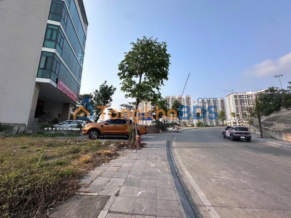 Bán đất Hạ Long 111m² trục chính Đồi Ngân Hàng - Sẵn sổ hồng