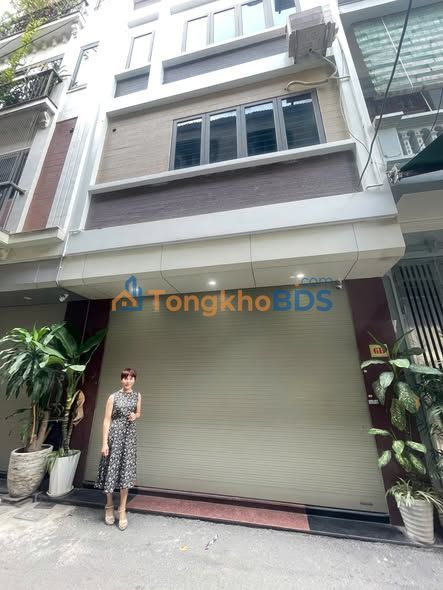Nhà Phố 5 Tầng Mặt Tiền 4m Hồ Tùng Mậu - 10 Tỷ