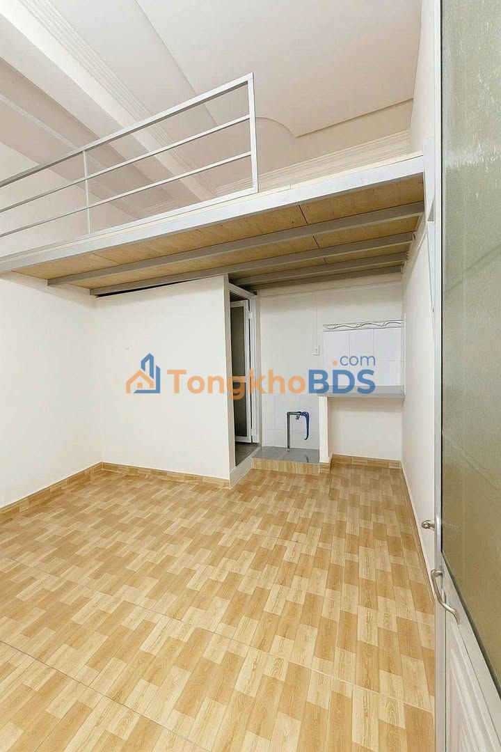 Cho thuê phòng gác rộng, full nội thất, gần ĐH Văn Hiến - Tân Phú