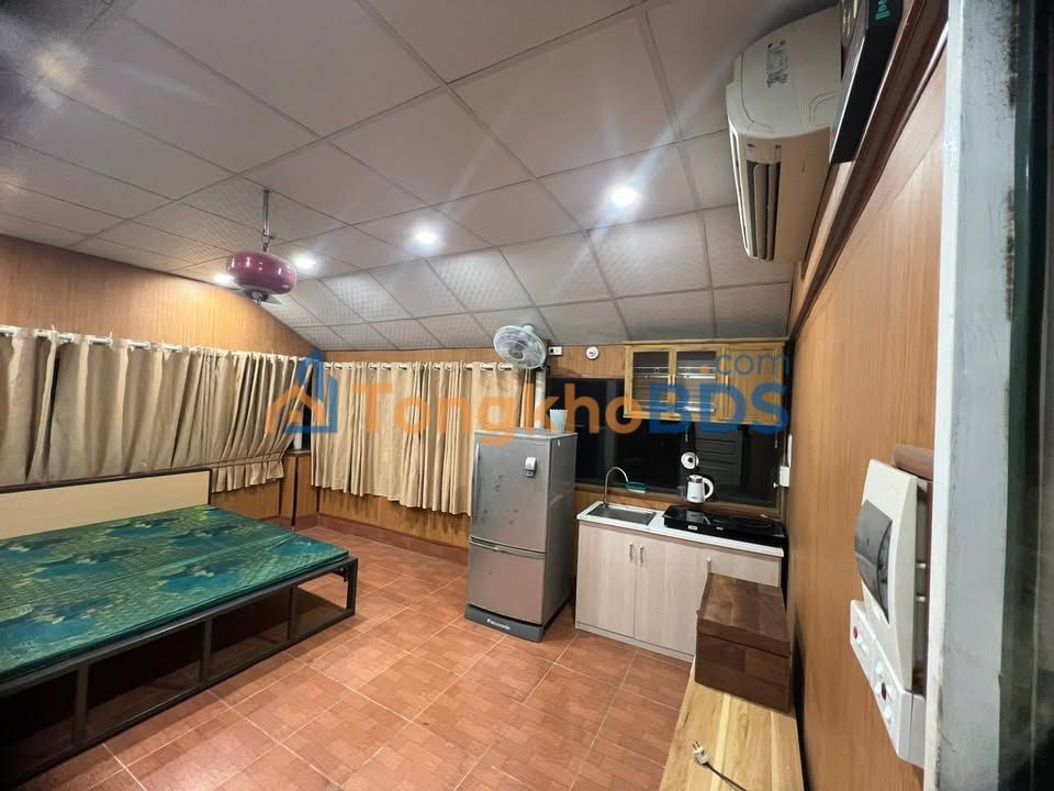 Cho thuê Studio Cầu Giấy 26m² - Tầng Thượng View Thoáng, Full Nội Thất