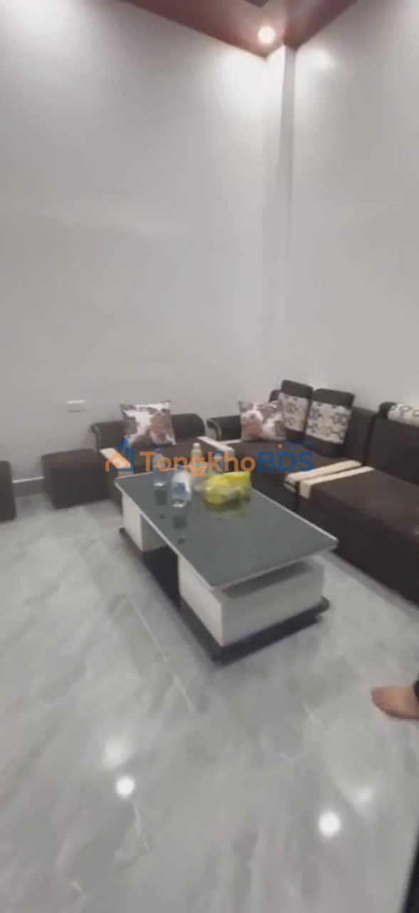 Nhà riêng Lê Lác 80m² 1.7 tỷ - Ô tô vào tận nhà