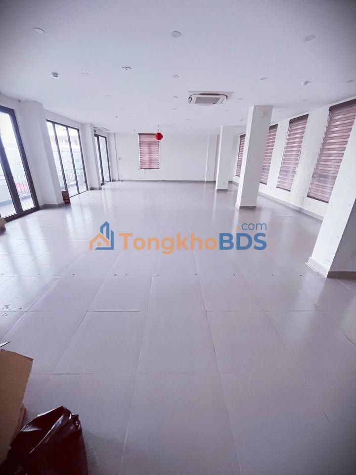 Cho thuê Sàn Văn Phòng Phổ Yên, Thái Nguyên - 35-180m² - Vị Trí Trung Tâm