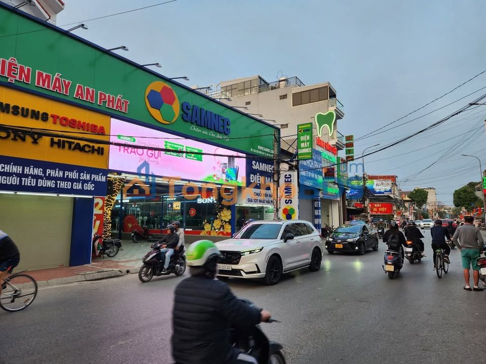 Cho thuê nhà mặt tiền Ngô Gia Tự 600m² - Kinh doanh sầm uất