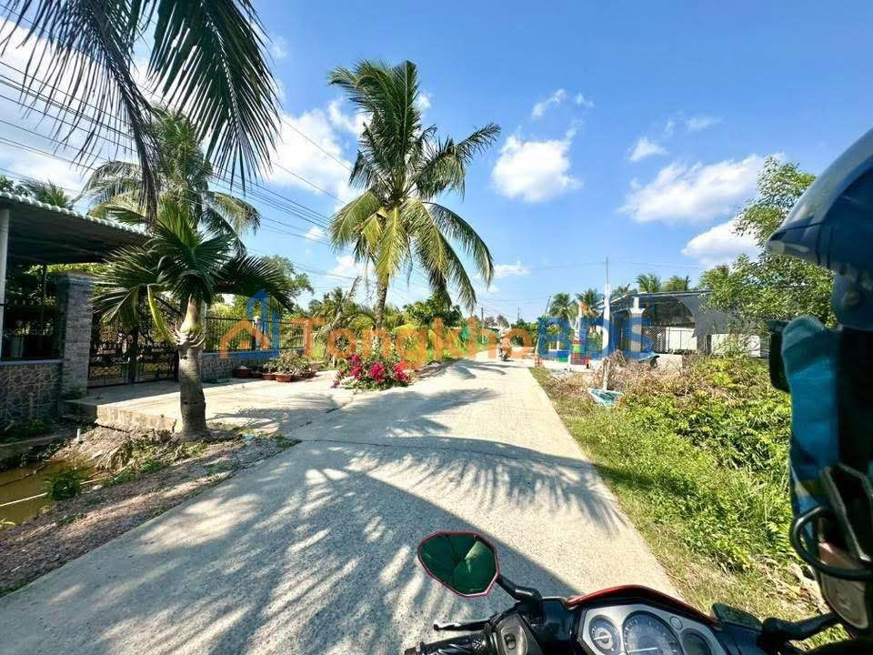 Bán Đất Nền Bến Lức Long An - 173m² 2 Mặt Tiền Kênh Giá 610 Triệu