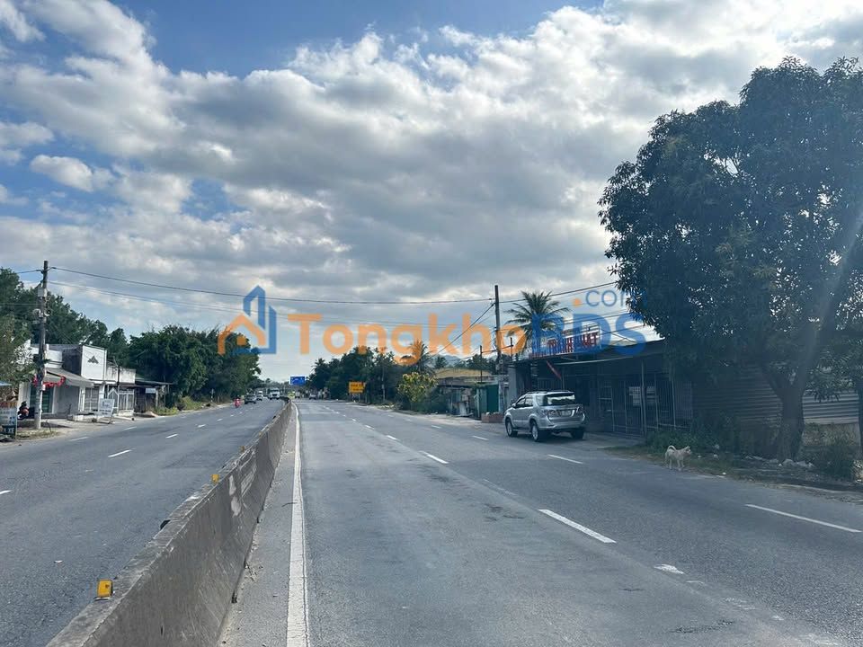 Đất nền Suối Cát Cam Lâm 396m² 3.564 tỷ - Đường to ô tô