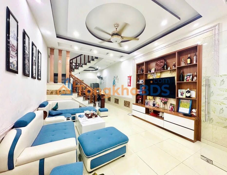 Nhà Phố Phương Lưu, Hải An - 50m² 4 Tầng, Ô Tô Tận Cửa, Giá 3.45 Tỷ