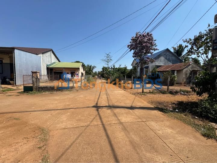 Đất Nền Đắk Nông 260m² - Sổ Đỏ Thổ Cư, Giá 399 Triệu, Sẵn Sàng Đầu Tư