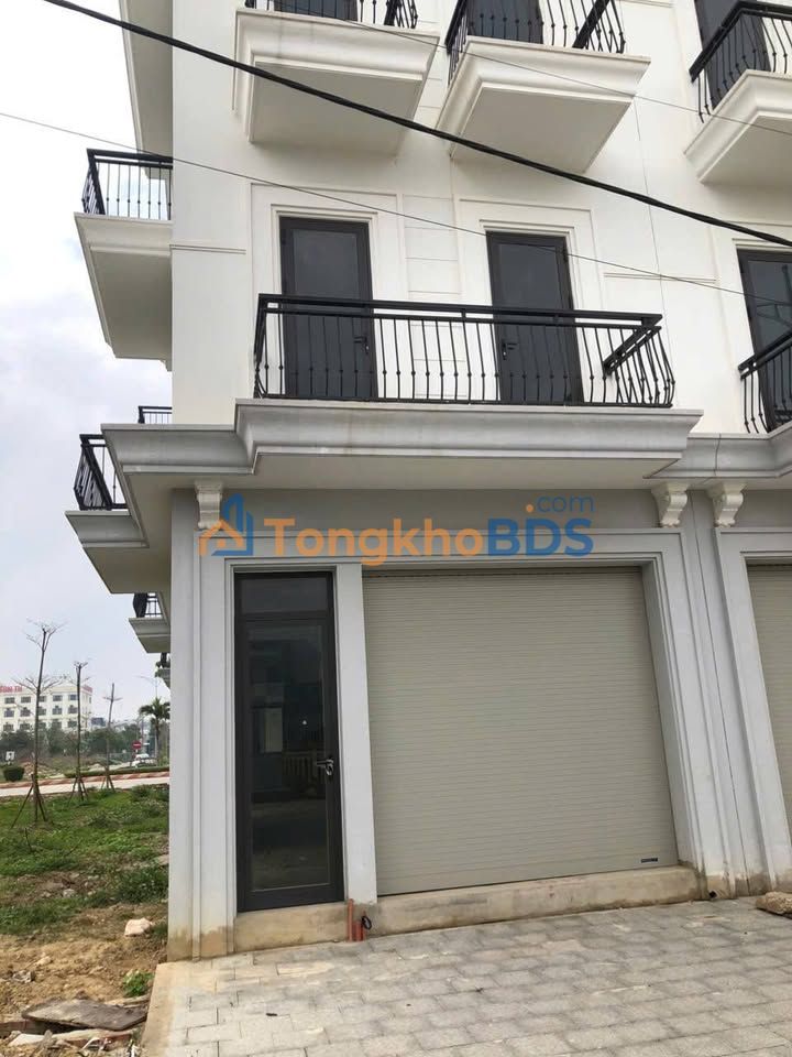 Đất Vàng 90m² Hồ Sen, Ba Đình - Sẵn Nhà 4 Tầng, Kinh Doanh Đắc Lợi