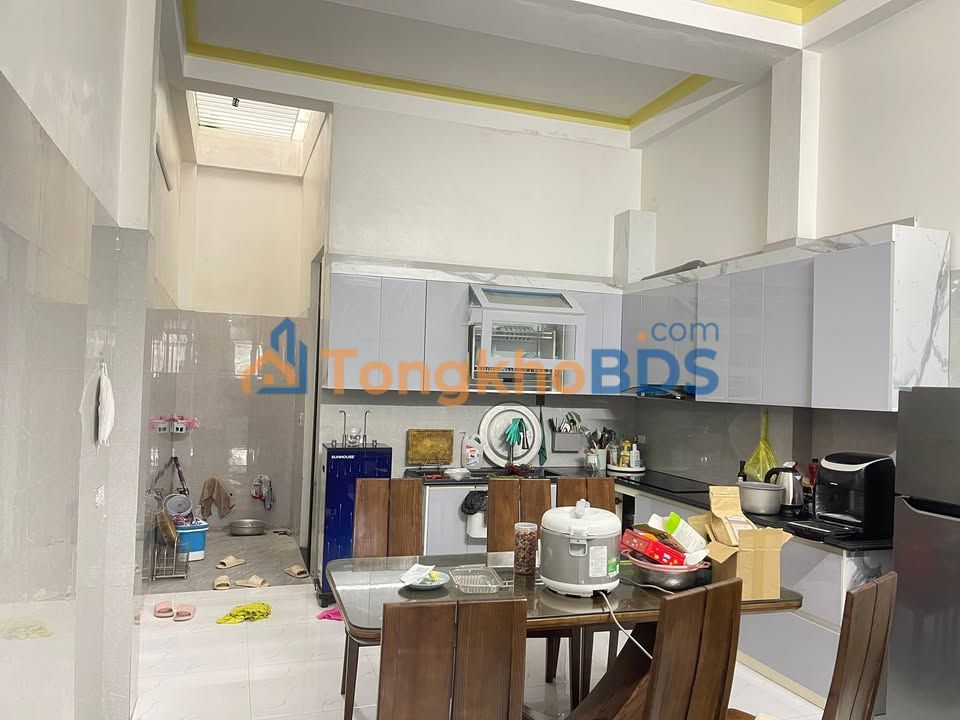 Nhà Mặt Tiền 2 Tầng Đường Thanh Niên, Quảng Xương - Kinh Doanh Đắc Lợi 104m²