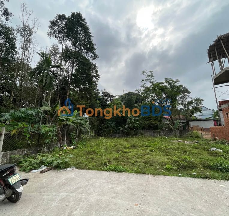 Bán Đất Vàng 94m² Đường Huyền Trân Công Chúa, Huế - Giá 1.4 Tỷ