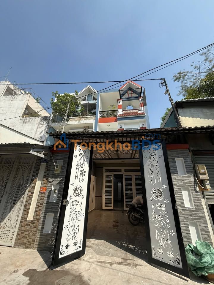 Nhà 94m² Bình Tân - Xe Hơi Vào Nhà, Gần Chợ & Trường Học