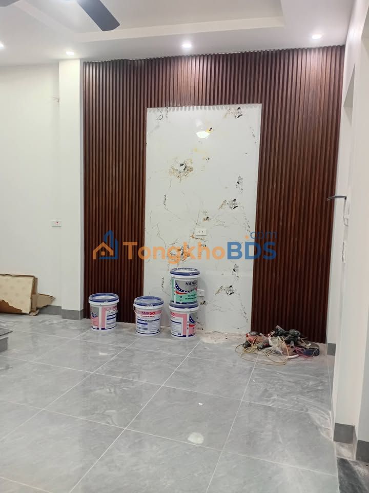 Nhà 2 Tầng Ngõ 9 Đặng Việt Châu, Nam Định - 37m² Giá 1.46 Tỷ