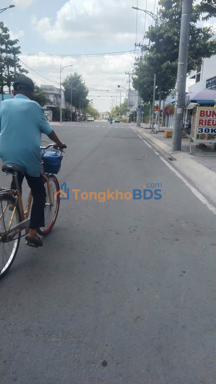 Mặt bằng kinh doanh Mậu Thân 2 Vĩnh Long 300m² 10 triệu - Mặt tiền kinh doanh