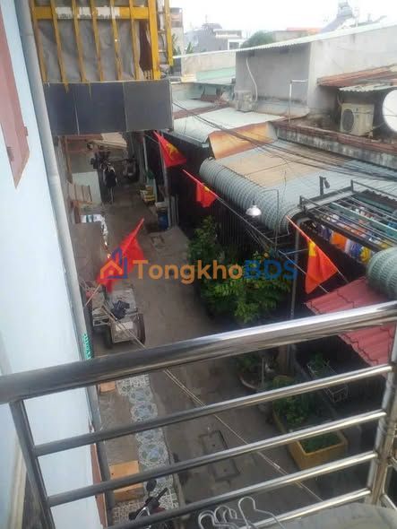 Nhà Sổ Chung Dĩ An 32m² - Giá 1.1 Tỷ - Giảm 100 Triệu Bán Gấp