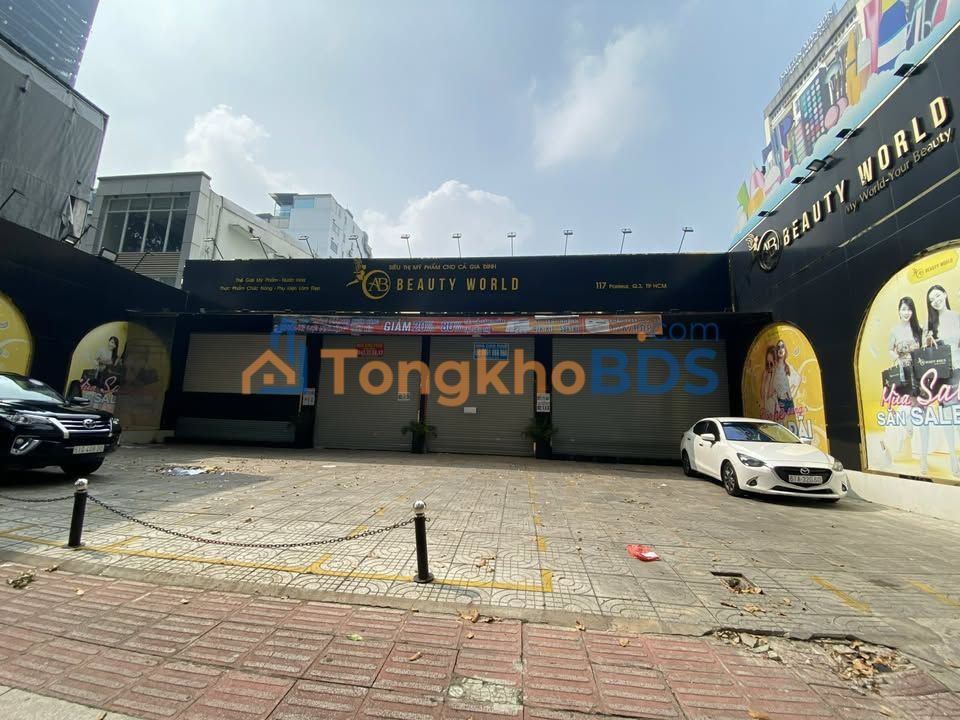 Cho thuê mặt bằng mặt tiền Võ Văn Tần, Quận 3 - Ngang 20m, 790m² - Kinh doanh đa ngành