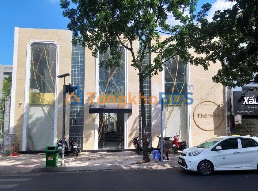 Cho thuê Mặt bằng Võ Văn Tần, Q3 - 320m² - 2 Tầng - Kinh doanh Đa ngành