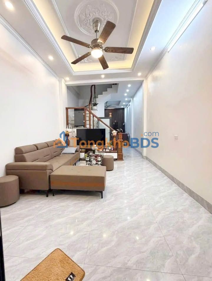 Nhà 3 Tầng Phường Vị Xuyên 50m² - Sổ Đỏ Chính Chủ, Giá 2.8 Tỷ