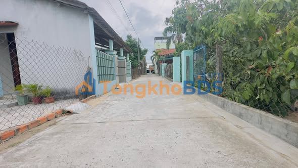 Đất Nền 70m² Sổ Hồng Sẵn, Hướng Đông Nam Tại Đông Hòa, Phú Yên