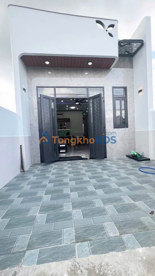 Nhà Cấp 4 Mỹ Hạnh Nam - 100m² - Đường Xe Hơi - Giá 1.8 Tỷ