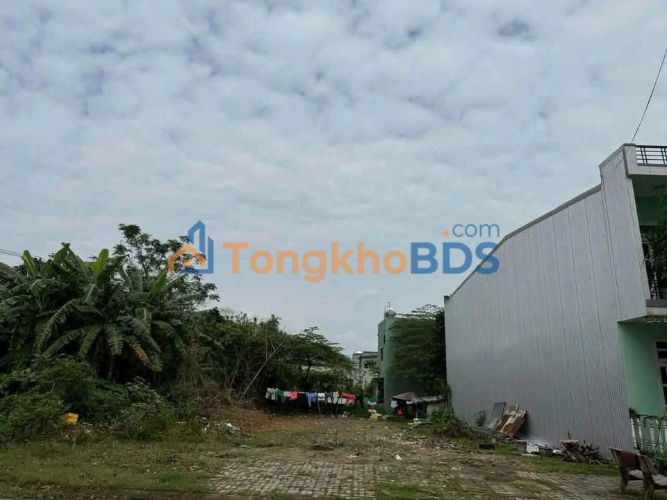 Bán Đất MT Đường 7m5 Trà Na 4, Hòa Khánh - 100m² Hướng Đông - Giá 3.57 Tỷ
