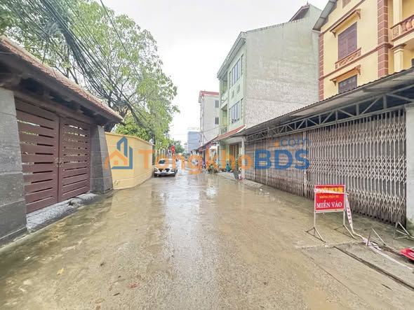 Đất Xã Uy Nỗ, Đông Anh 79m² - Ô tô tránh, gần trường, sổ đỏ sẵn giao dịch