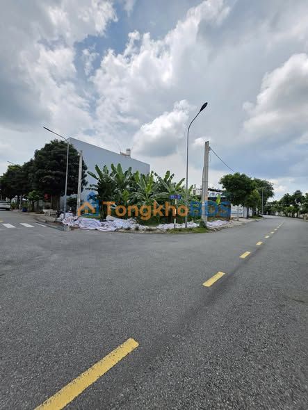 Bán Đất Góc 2 Mặt Tiền Dĩ An 85m² - Kinh Doanh Sầm Uất