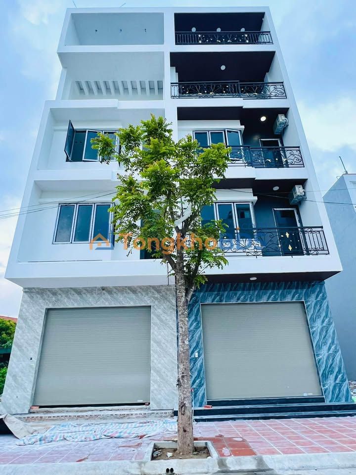 Nhà Phố 4 Tầng KĐT Cao Cấp Thái Bình - Thang Máy, 75m², Hướng Tây Nam