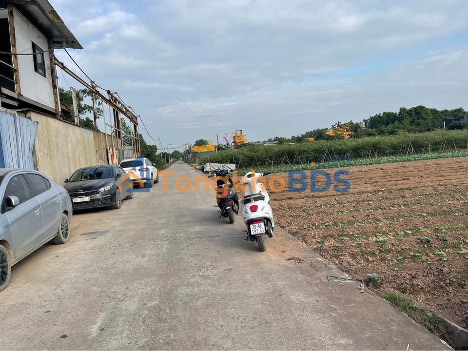 Đất nền Song Phương 300m² giá 1 tỷ - Sổ đỏ chính chủ