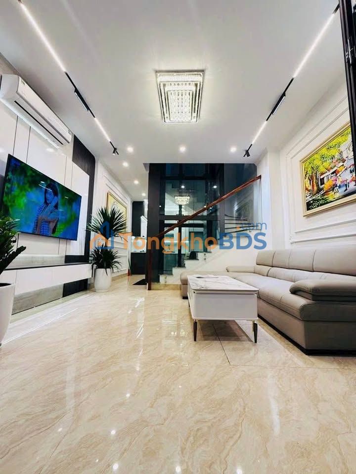 Nhà Mặt Tiền Kinh Doanh 38m² 4 Tầng, Yên Bệ, Hoài Đức - 7 Tỷ