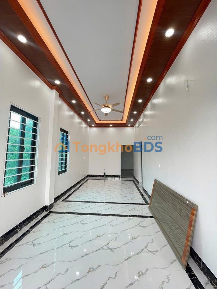 Bán Nhà Phố 111m² Mặt Tiền Đẹp, Sẵn Ở Ngay Tại TP Hưng Yên
