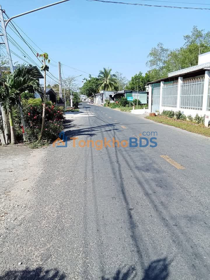 Đất Nền Sóc Trăng 259m² Giá 700 Triệu - Cạnh Chợ, Sổ Sẵn