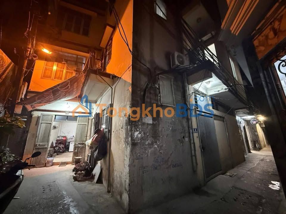 Bán Đất Tặng Nhà 3 Tầng Cầu Giấy - Lô Góc, Gần Ô Tô, Tiềm Năng Xây CC mini 50m2 - 12.3 Tỷ