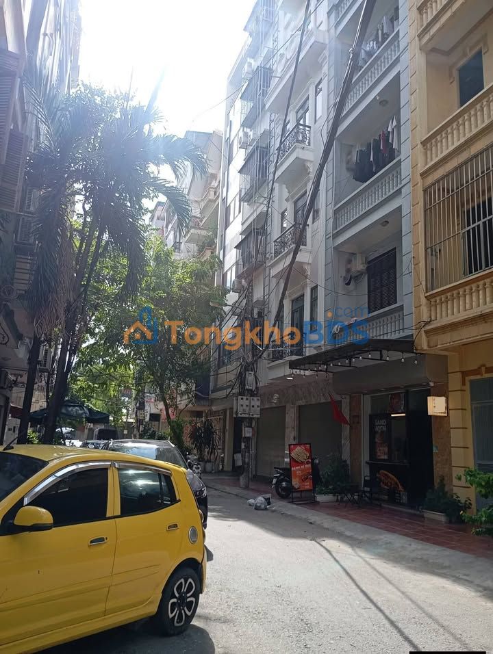 Nhà Riêng Cầu Giấy 65m² 26.8 tỷ - Ô tô vào tận nhà