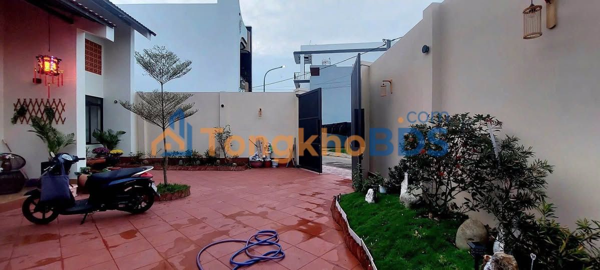 Nhà Vườn Nghỉ Dưỡng 266m² Mặt Tiền Rạch Bạch Nha, Gò Công - Giá Thỏa Thuận