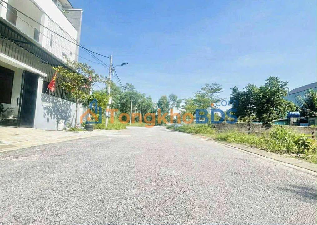 Bán đất TDP 4 Đồng Hới 110m² - Đường 15m, Hướng Tây Nam - 1.5 Tỷ