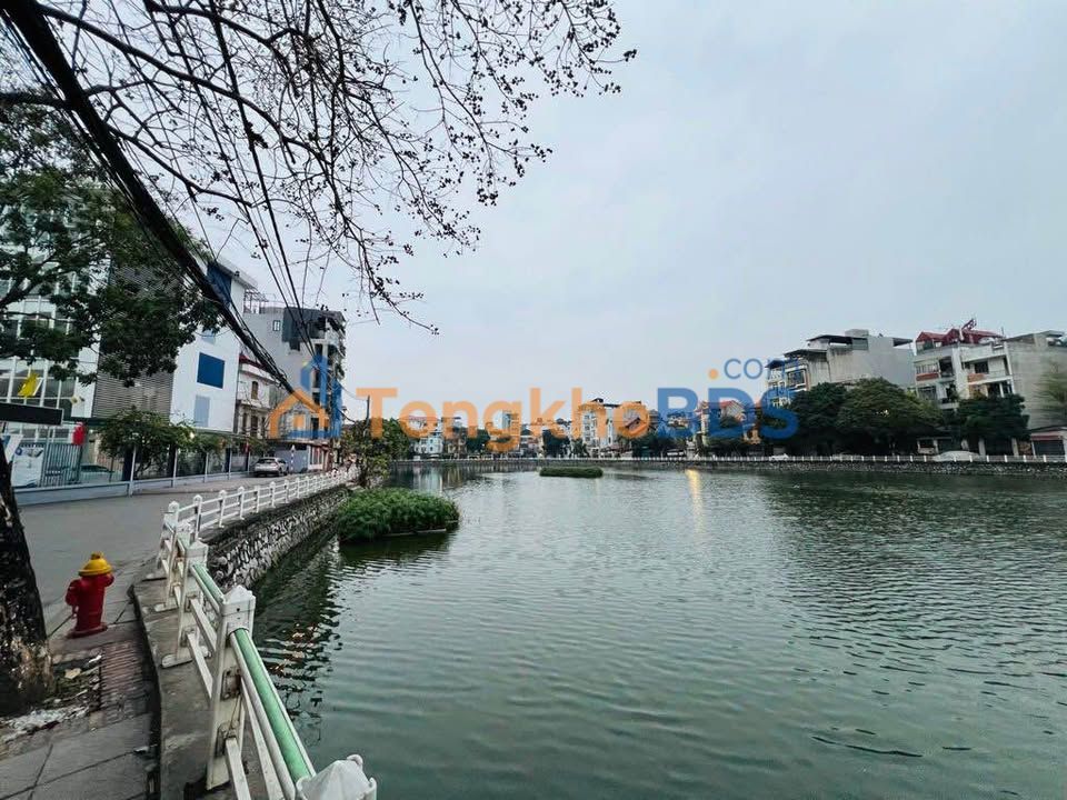 Nhà View Hồ Bồ Đề Long Biên 200m² - Giá 40 Tỷ - Cơ Hội Đầu Tư Vàng