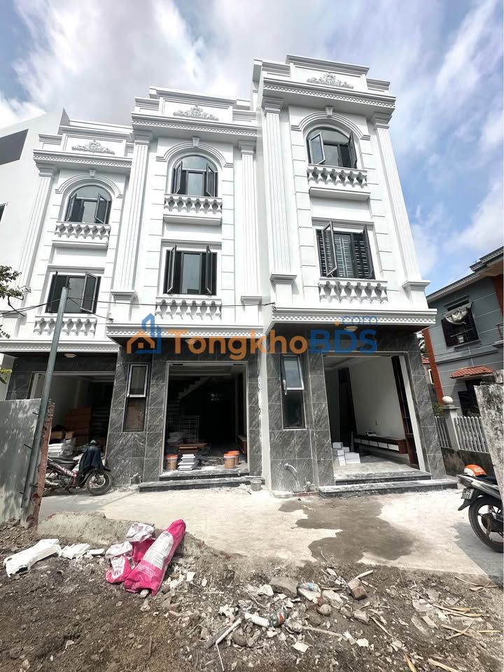 Nhà 4 Tầng Độc Lập Trung Hành, Hải An - 41m² Giá 3.7 Tỷ, Ô Tô Đỗ Cửa