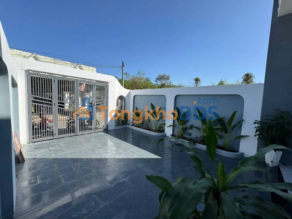 Nhà Tân Đồng, Thuận An - 125m² Giá 1.35 Tỷ, Chỉ Cần 550tr Nhận Nhà