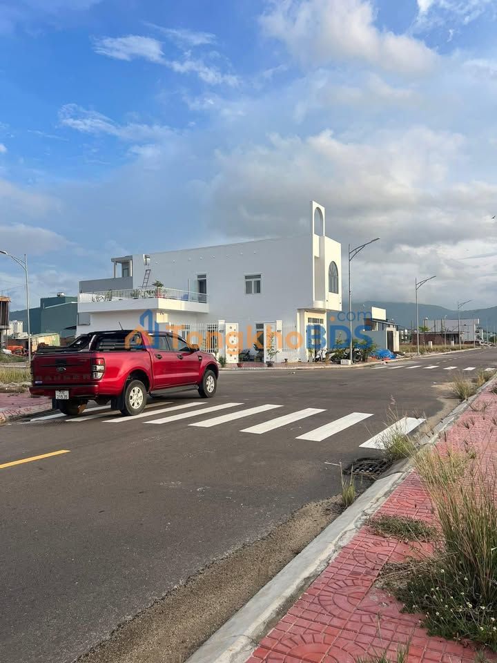 Đất nền Quy Nhơn Nhơn Bình 105m² 2.8 tỷ - Pháp lý rõ ràng