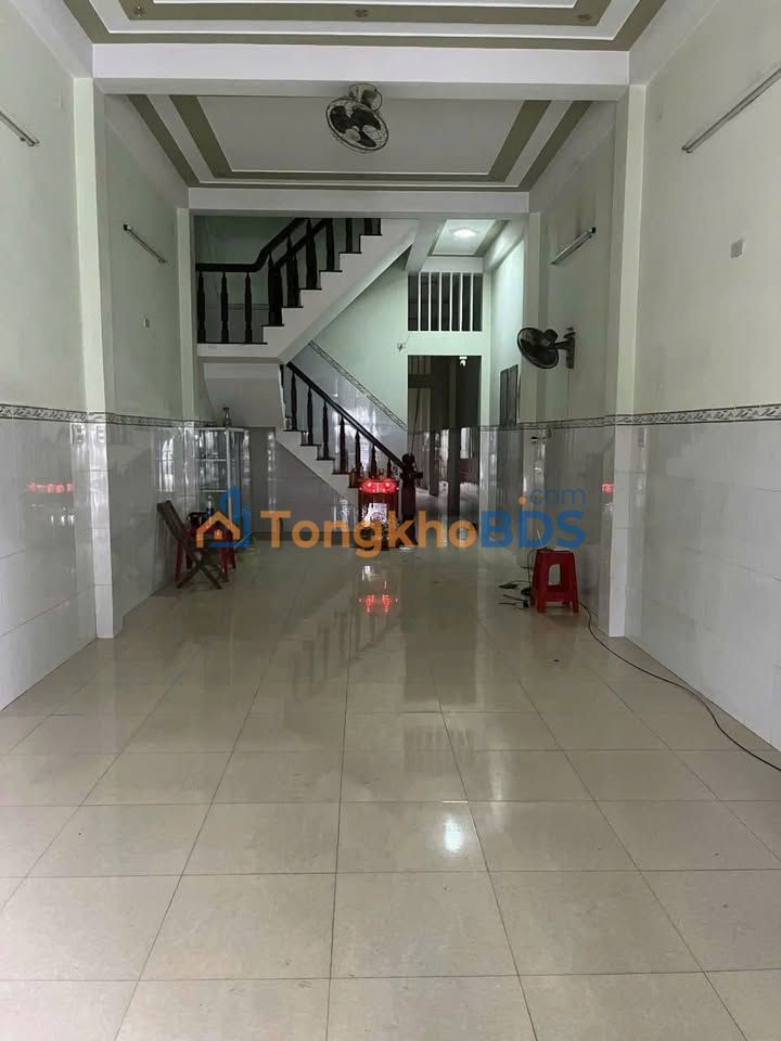 Nhà mặt tiền Hùng Vương Quy Nhơn 108m² 8 triệu - Ô tô vào tận nhà