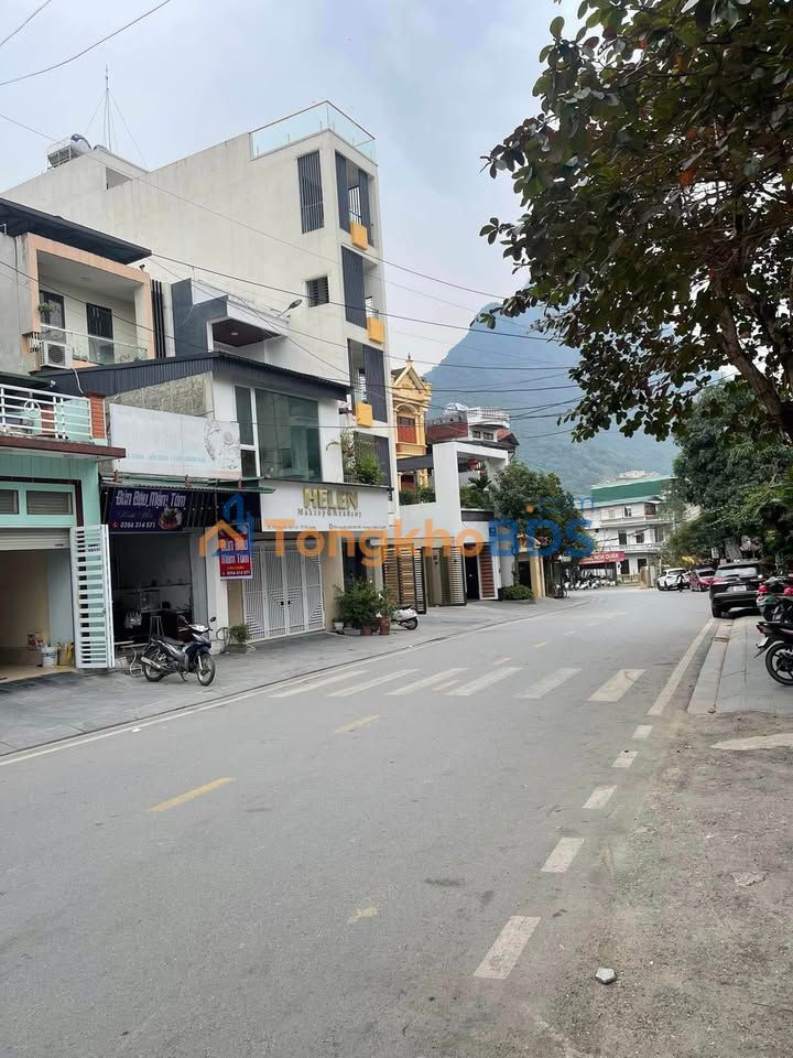 Nhà Mặt Phố Kinh Doanh Hà Giang - 164m² - Giá 6x Tỷ