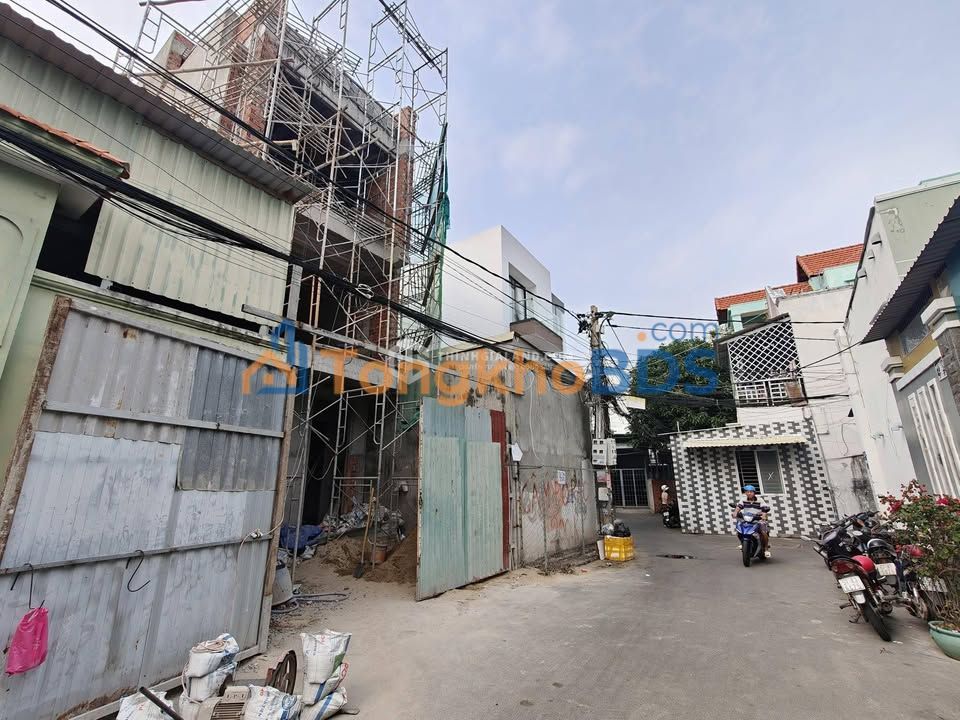 Nhà 2 Tầng Nam Kỳ Khởi Nghĩa, 70m² Ngang 5m - Giá 6.3 Tỷ