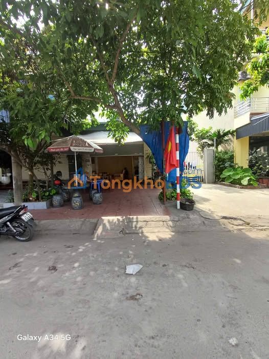 Nhà Cho Thuê Kinh Doanh Khu Quảng Hồng Cẩm Phả - 2PN, Sẵn Xe