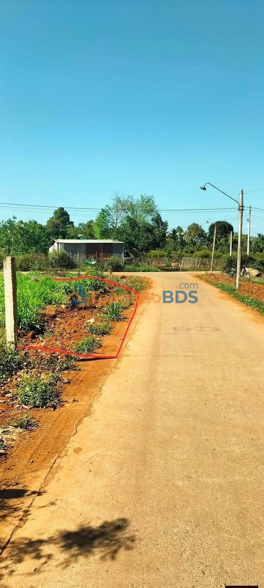 Đất nền Cư Kuin, Đắk Lắk - Góc 2 mặt tiền QL27, 147m², 8xx triệu