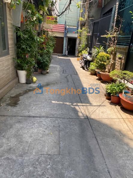 Nhà Nguyên Căn Hẻm Xe Hơi Huỳnh Văn Bánh, Phú Nhuận - 16m² Giá 4.5 Triệu