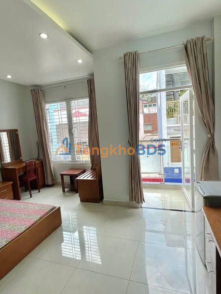 Studio Full Nội Thất, Ban Công Thoáng Mát - Chỉ Từ 4.9 Triệu/Tháng Tại Quận 1