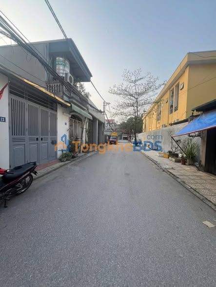 Cho thuê nhà phố Tư Đình, Long Biên 60m² - Ô tô tránh, gần Aeon Mall