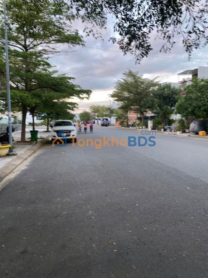 Đất nền Mỹ Gia Nha Trang 100m² mặt tiền đường 35 - Giá tốt 6.8 tỷ